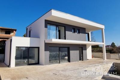 Modern villa with pool near Poreč 800 m from the sea - under construction