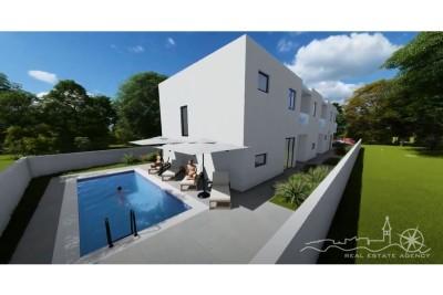 Terraced house with swimming pool for sale in Tar 2