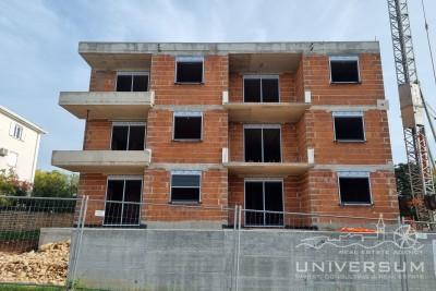 Apartment on the ground floor with a garden in the vicinity of Umag - under construction