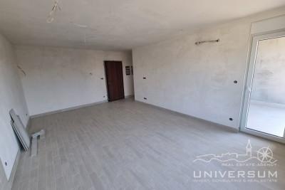 Wohnung in einem neuen Gebäude in der Nähe von Umag, Bašanij 4