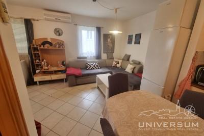 Apartment on the 1st floor in Novigrad 1