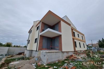 Modern apartment with pool and sea view in Poreč - under construction