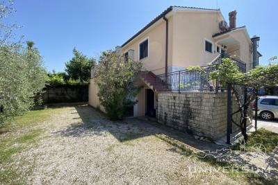 An attractive property with a panoramic view of the sea and Novigrad 3