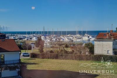 Wohnung mit Meerblick in Novigrad 1