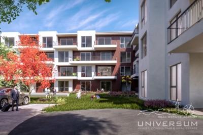 Stylish one and two-bedroom apartments with a garage and courtyard in Umag 5