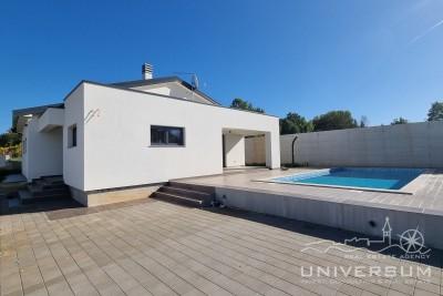 Detached house with a swimming pool in the vicinity of Labin 4