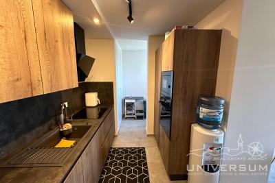 Renovierte Wohnung in toller Lage in Novigrad 4