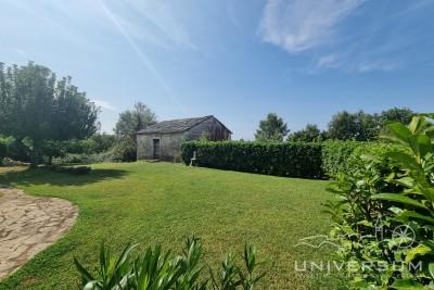 Stone house in a quiet location near Zrenje 1