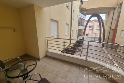 Apartment on the 1st floor, just 150m from the sea in Umag 1