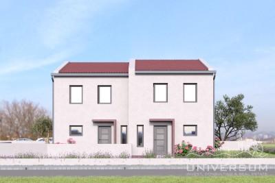 A semi-detached house with a swimming pool under construction in the vicinity of Buje is for sale 2
