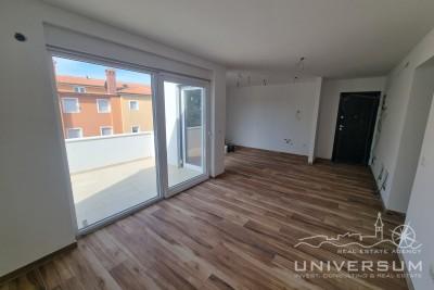 Apartment on the 2nd floor with a view of the sea in Novigrad 3