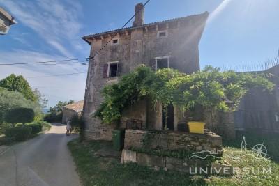 Casa in pietra da adattare a Grisignana 1