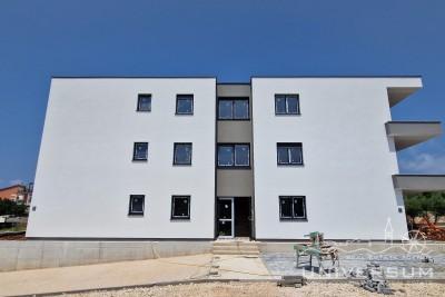 Modern apartment on the ground floor in the vicinity of Umag 4
